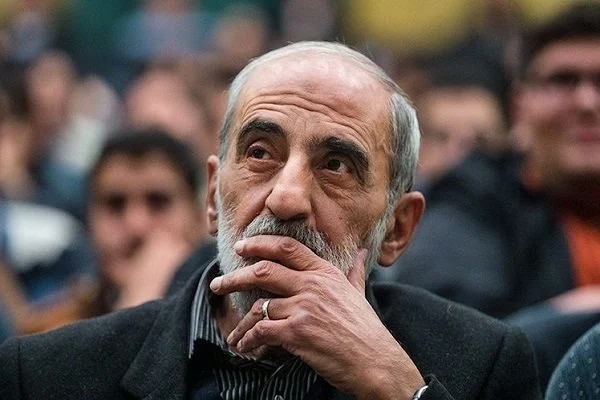 بازگشایی تنگه‌ هرمز یعنی تن‌دادن به خلع سلاح ایران
