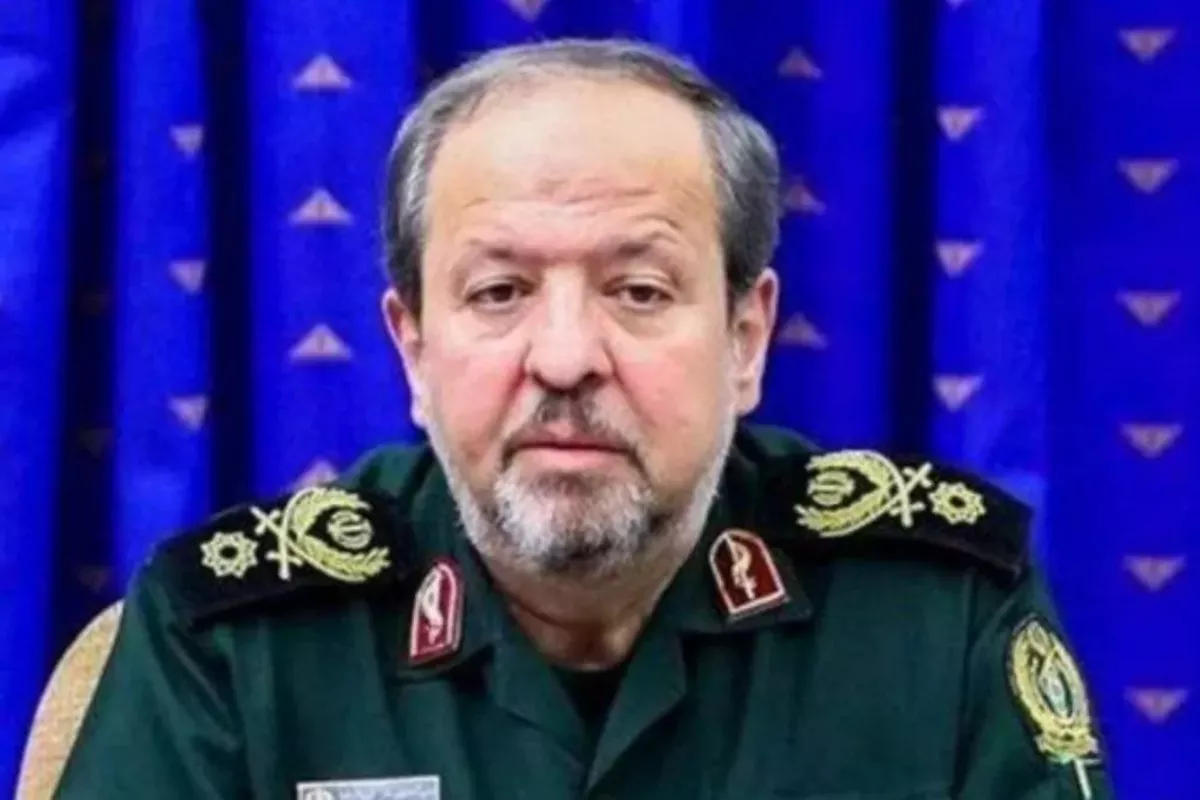 سرپرست وزارت دفاع: قدرت موشکی و پهپادی ایران قابل مذاکره نیست