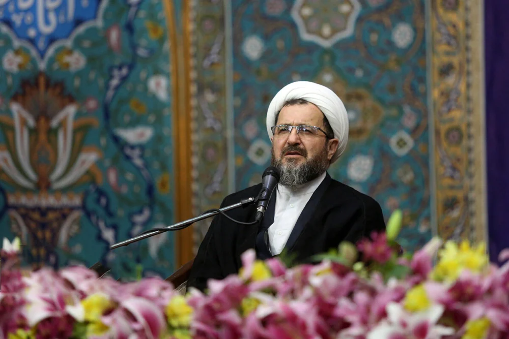 خبرنگاران اجازه ندهند روایت‌های دروغ دشمن جای حقیقت را بگیرد