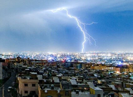 سازمان هواشناسی: رگبار و رعد و برق در شمال کشور | گرد و خاک در ۲۲ استان