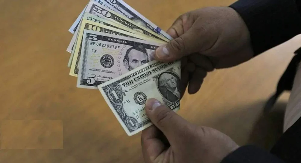 قیمت دلار امروز یکشنبه ۱۵ شهریور ۱۴۰۵