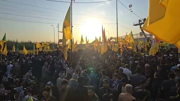 مردم عراق خروج نظامیان آمریکایی را جشن گرفتند