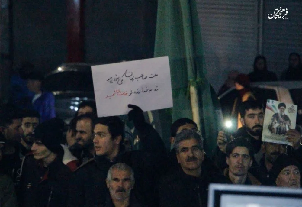 حضور دانشجوی رتبه برتر کنکور در تجمعات شبانه