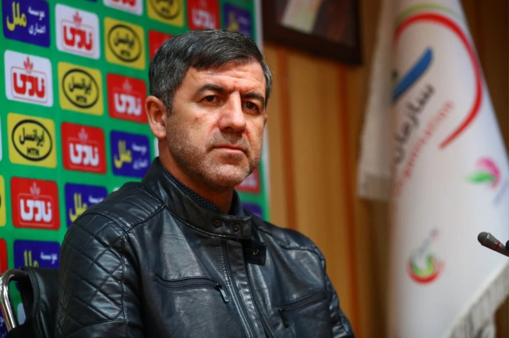 نسخه کریم باقری برای گلزنی پرسپولیس از راه دور